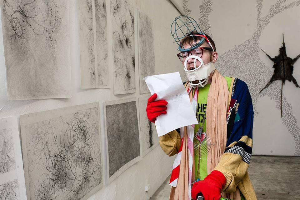 Performance art by Maxim Stepanov, 2014 (Photo: Mikhail Grigoriev)