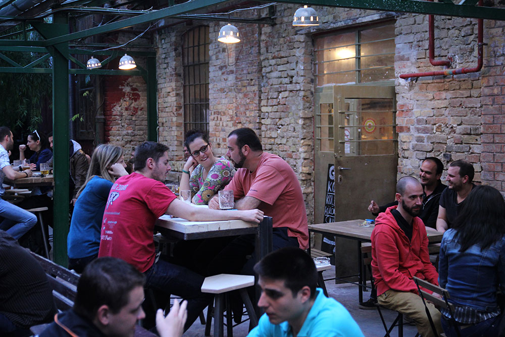 Élesztő craft beer bar