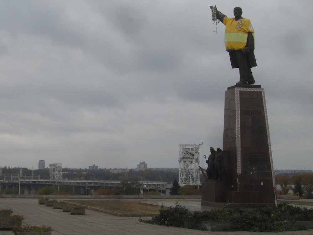 Lenin statue, Zaporizhia, in Ukrainian high-vis jacket. Image: Owen Hatherley