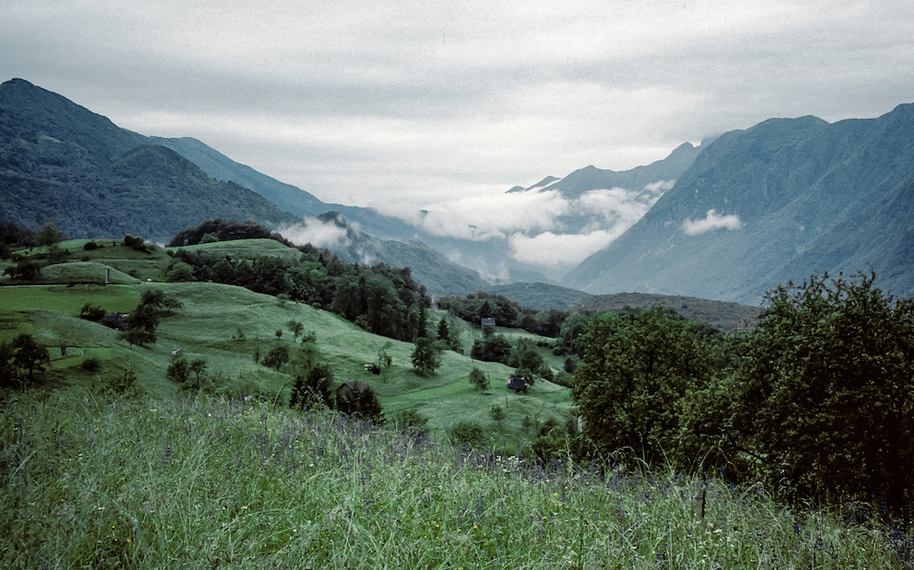 Slovenian countryside. Image: velodenz under a CC License