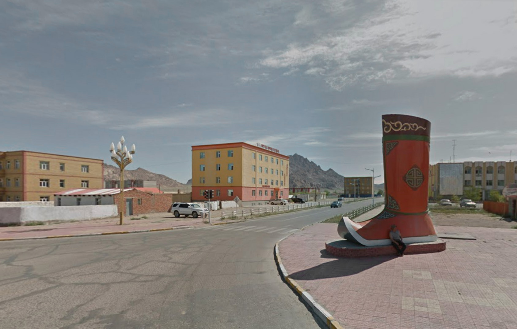 These Google Street View snapshots reveal the understated beauty of the roadside 