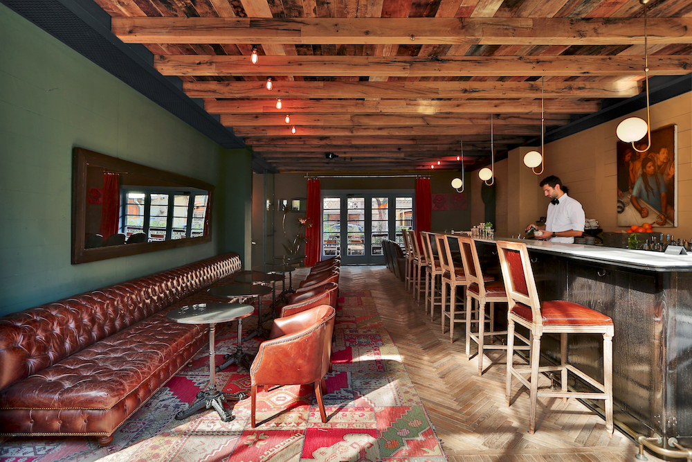 Rooms Hotel Bar