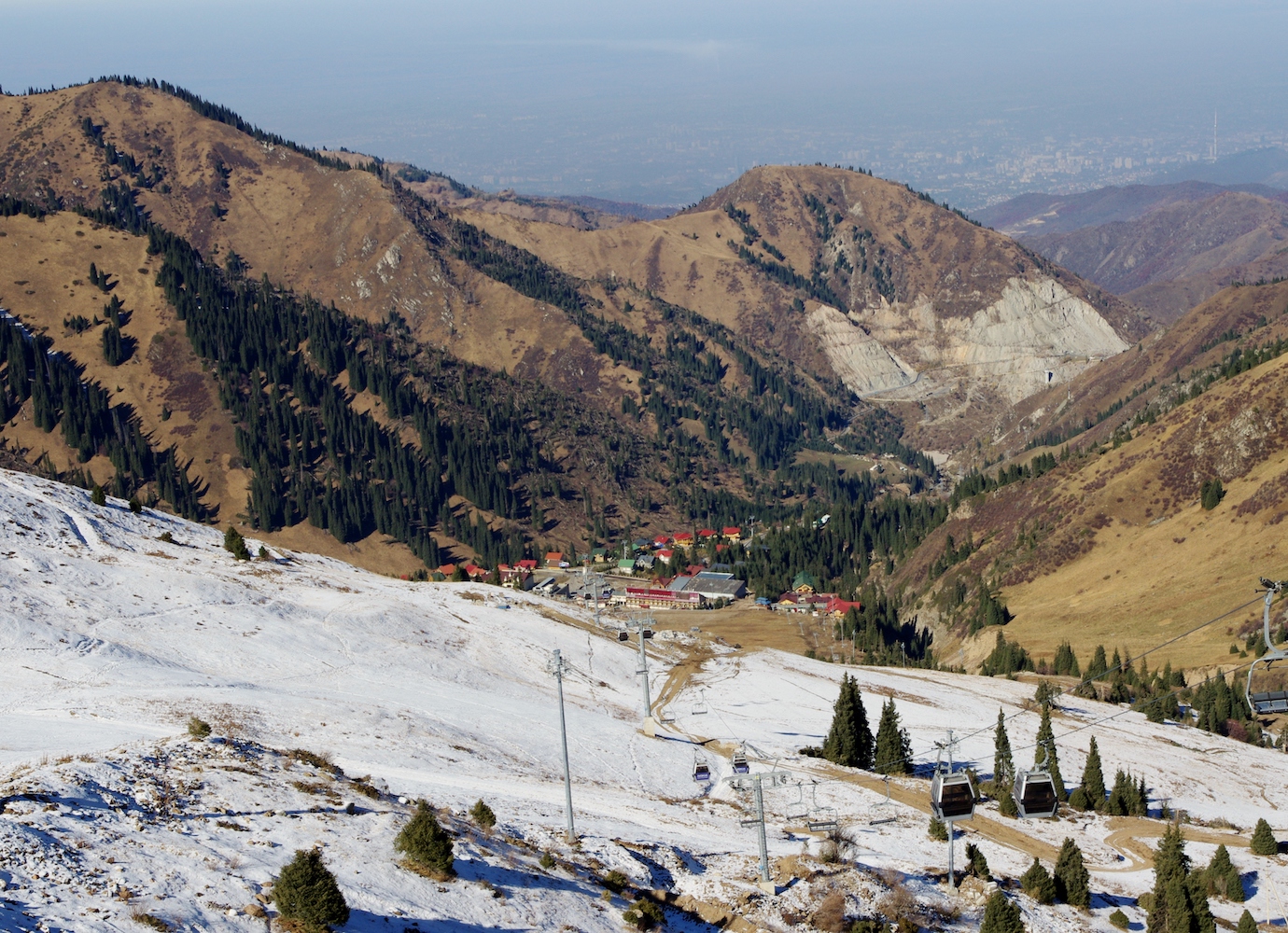 ‘Loneliness is the poet’s friend:’ 6 new poems from Uzbek writers