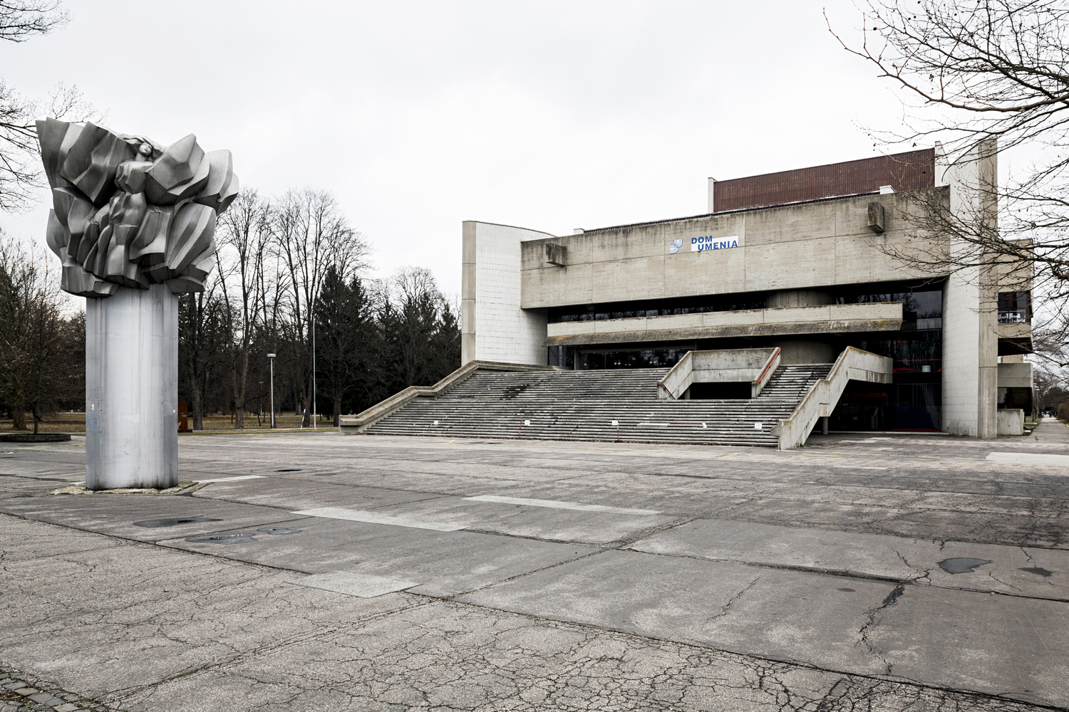 House of Arts, by architect Ferdinand Milučký, 1974-1979. Piešťany, Slovakia. Image: Stefano Perego 