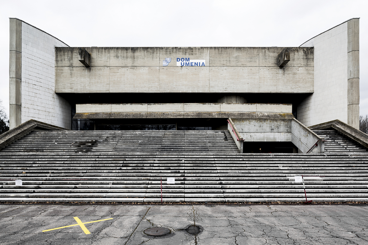 House of Arts, by architect Ferdinand Milučký, 1974-1979. Piešťany, Slovakia. Image: Stefano Perego 