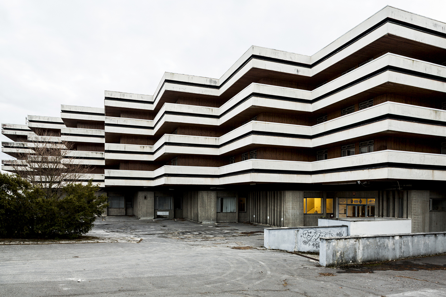 State Political School, by architect Vladimír Dedeček, 1972-1978. Modra, Slovakia. Image: Stefano Perego 