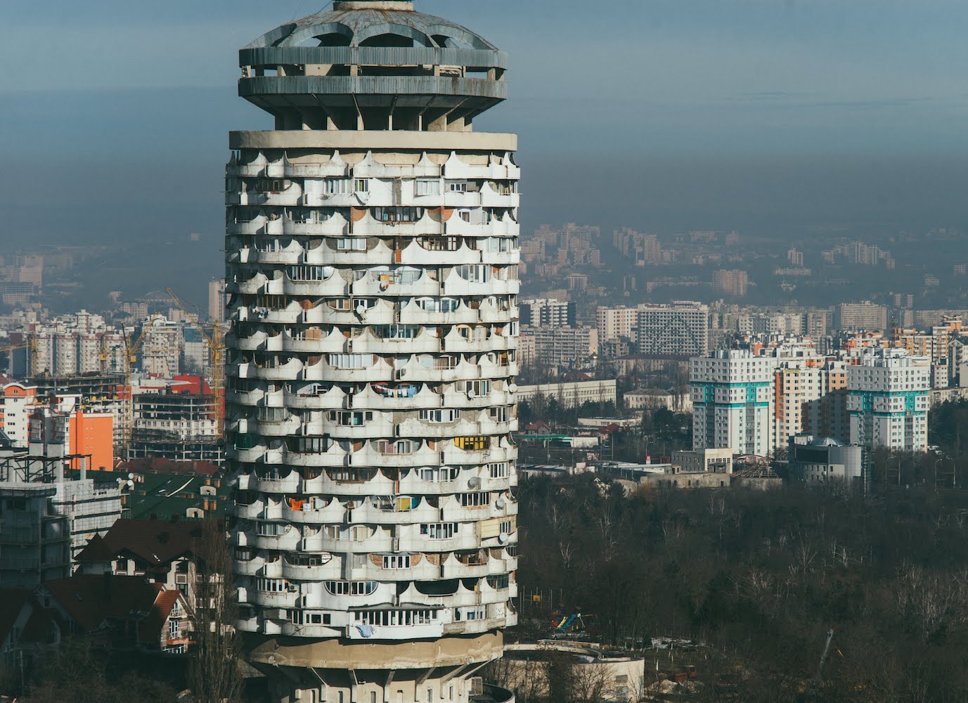 From the sarcastic to the romantic, this account takes a new look at Eastern Europe’s high rises