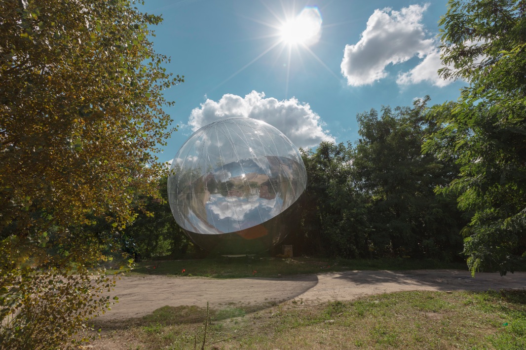 Image: Moving Atmospheres by Tomas Saraceno
