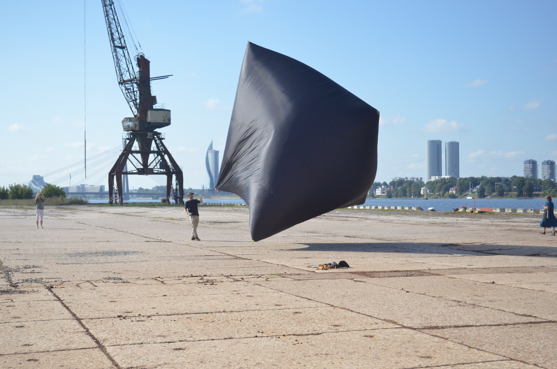 Tomás Saraceno's Aerocene. Image: Elise Morton