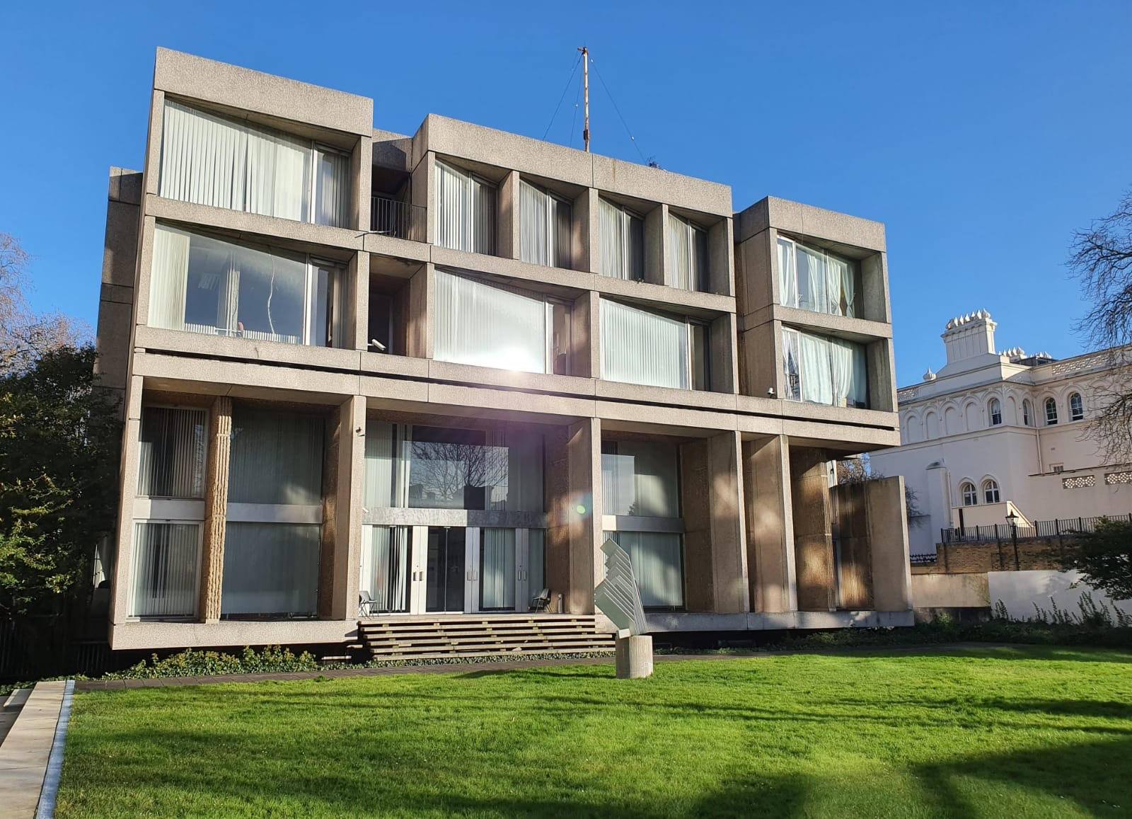 Once the ambassador's residence, this building now hosts the Slovak embassy