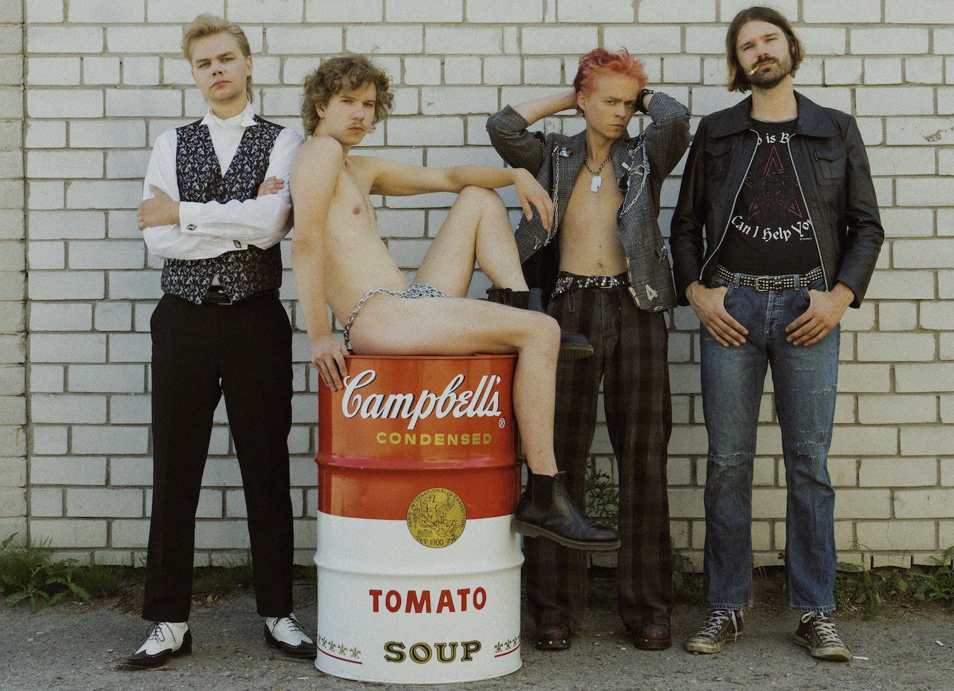 Soup Can Pop Band is a reflective and riotous album by Estonian indie rockers The Boondocks