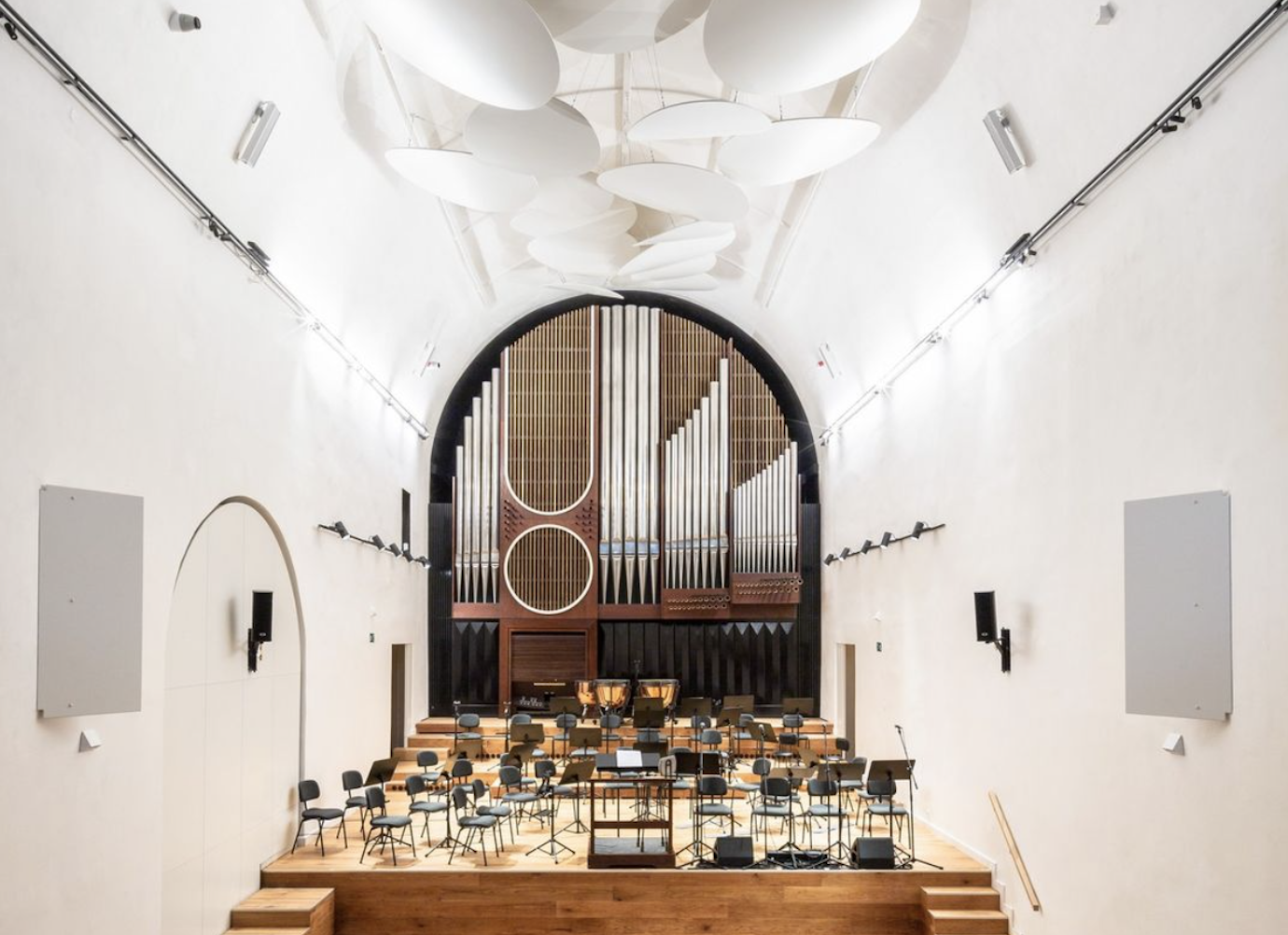 The South Czech Philharmonic Concert Hall gets a second, minimalist life | Concrete Ideas