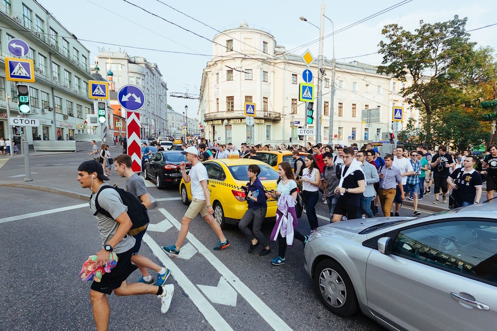 Reckless Pokemon Go players hurl themselves into the path of oncoming traffic