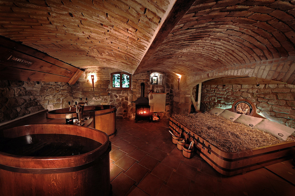 Karlovy Vary beer spa. Image: pivnilazne-kv.cz