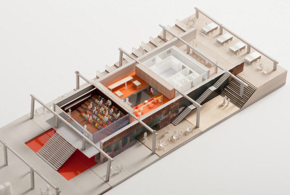 Model of Garage Museum in Gorky Park. Image: OMA