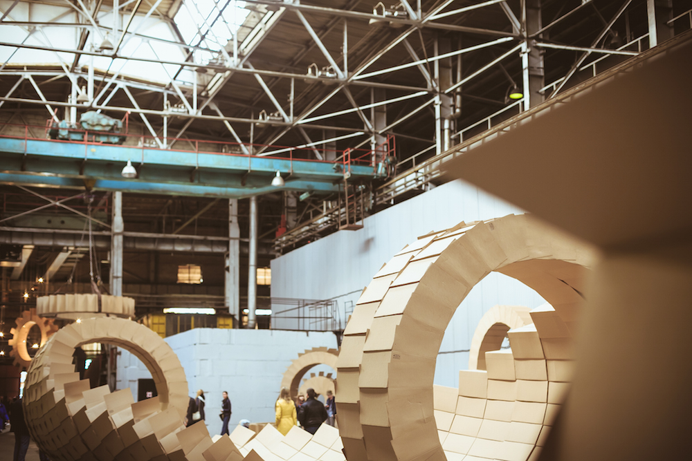 <em>Cogs</em> installation in the Uralkhimmash factory. Image: Aleksei Vatolin