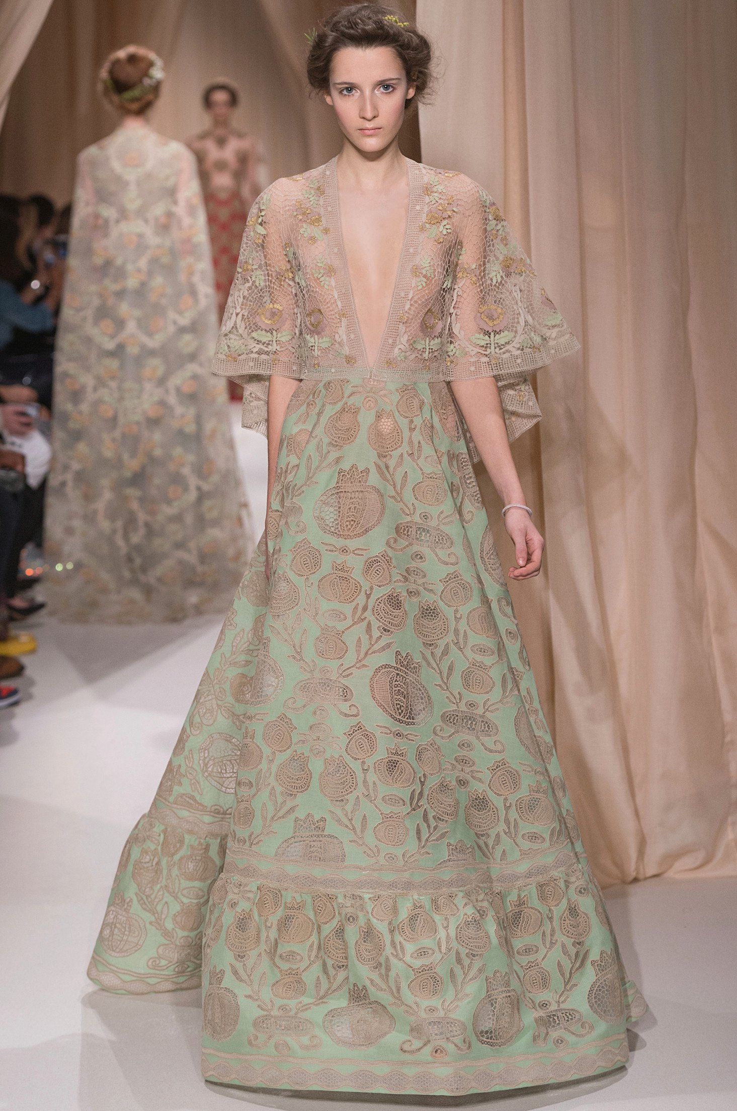 Pomegranate motif from Valentino's S/S 2015 couture collection. Image: Yannis Vlamos/style.com