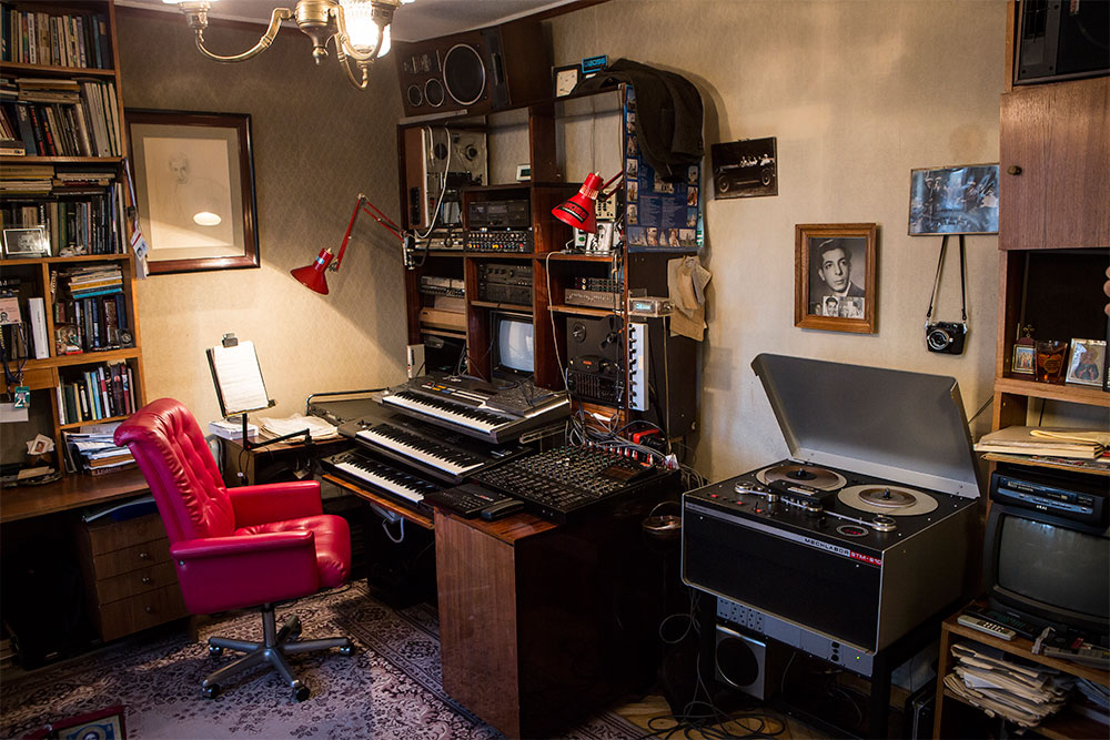 Tariverdiev's home studio