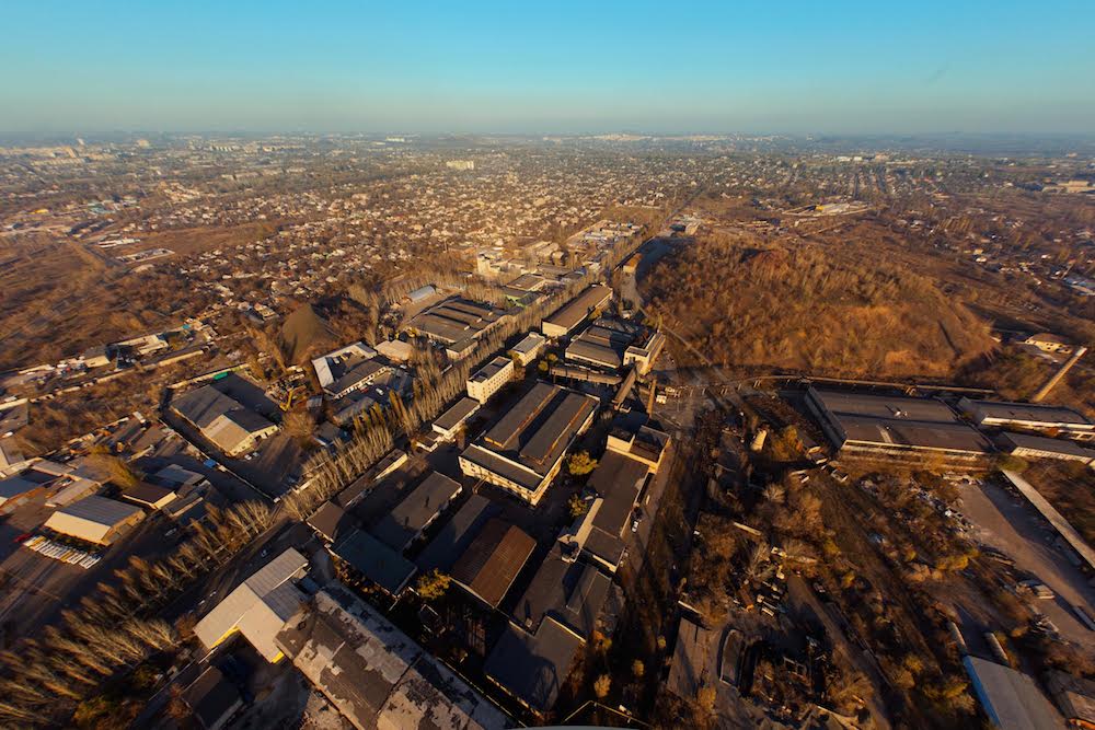 View over the former Donetsk insulation materials factory. Image: IZOLYATSIA