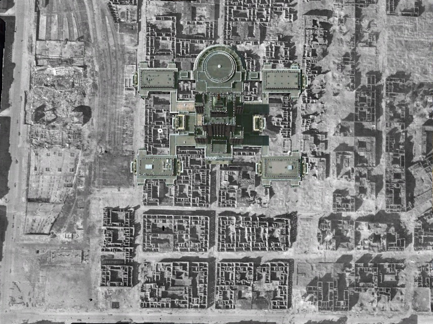 A bird’s eye view of Warsaw's Palace of Culture superimposed onto aerial and satellite images of central Warsaw. Image: Google Earth