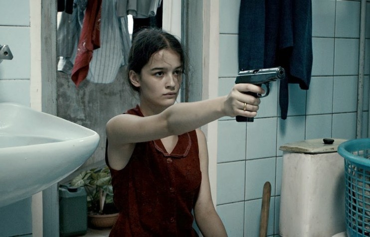 Still from <em>In Bloom</em>, dir. Nana Ekvtimishvili and Simon Gross 