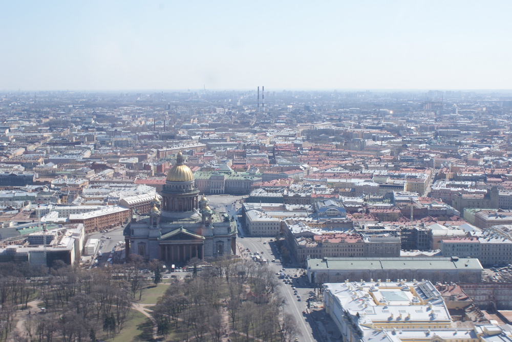 St Isaac's cathedral dominates the St Petersburg skyline (4 my friends under a CC licence)