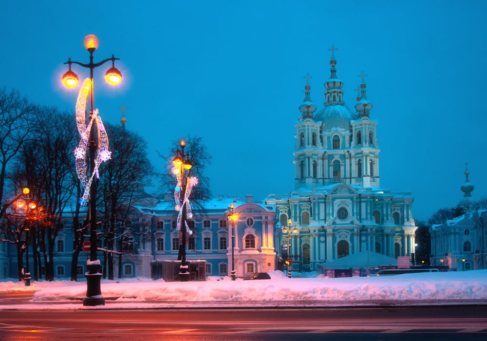 The Smolny cathedral at night (Oleg Kovalenko under a CC licence)