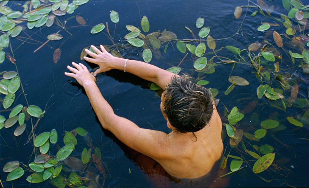 Still from <em>Uku ukai</em>, dir. Audrius Stonys (2006). Image courtesy of Visions du Réel