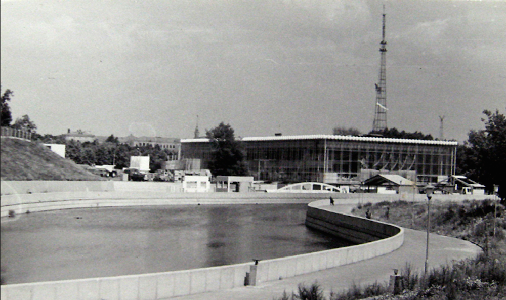 View of VDNKh on the banks of the Svislach in the 1960s