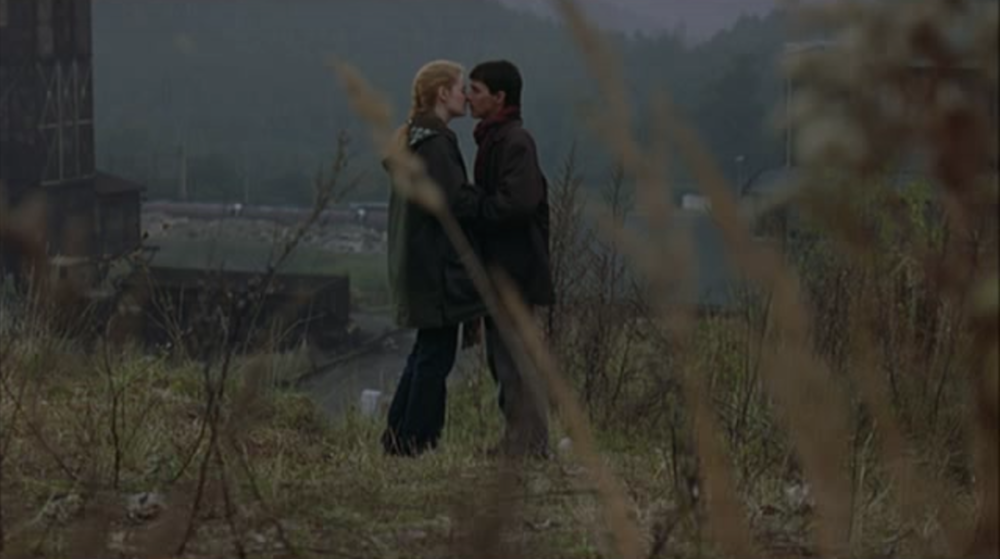 Still from <em>Julie Walking Home</em> (2002) (image: Youtube)