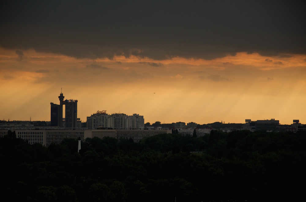 View over the New Belgrade district. Image: Santiago SV under a CC licence.