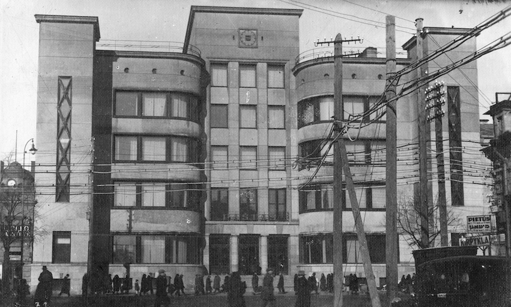 Kaunas Central Post Office (image: elem under a CC licence)