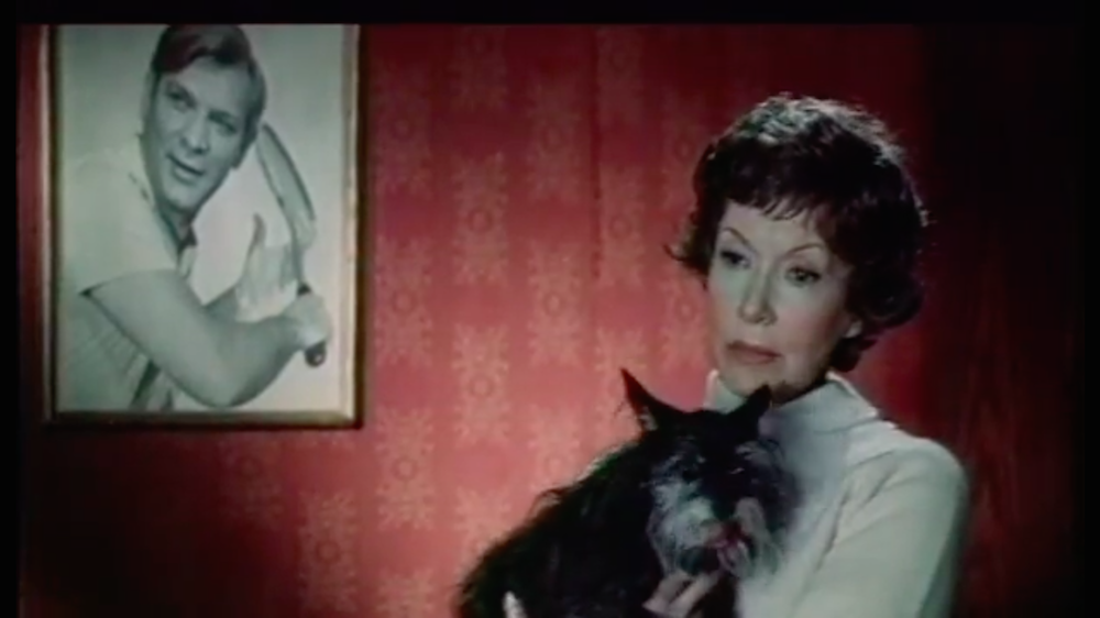 Lyubov Orlova in <em>Skvorets and Lira</em> (1974) (image: Youtube)