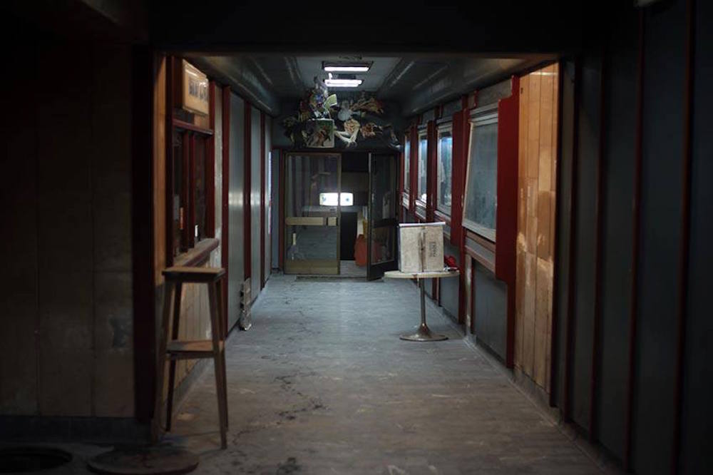Inside Zvezda cinema during the occupation. Image: Before After/FB. 