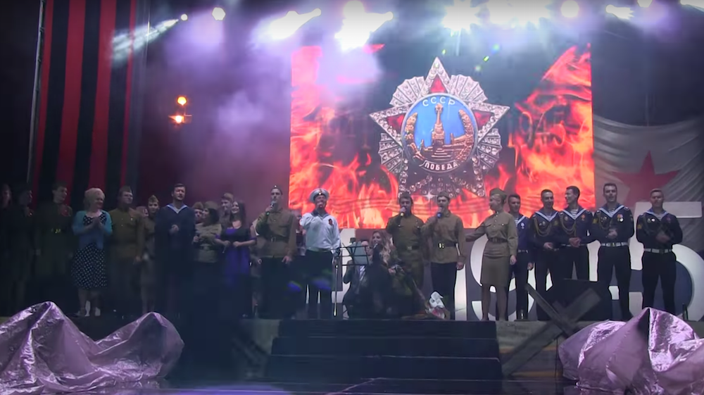 Yulia Samoylova performs on Victory Day (9 May) in Sevastopol, on the annexed Crimean peninsula. Image: Webuvision/Youtube