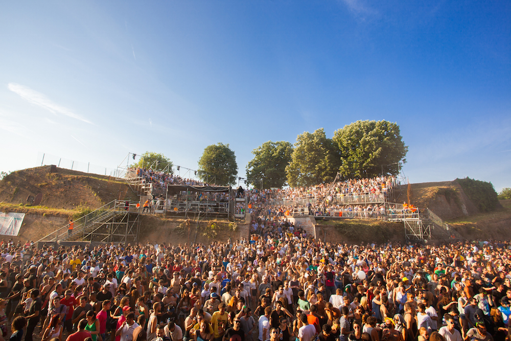 Morning at the Dance Arena at Exit Festival in 2015. Image: Aleksandar Kamasi, Exit photo team under a CC licence