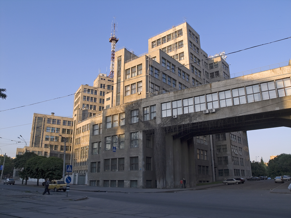 Walkway of the Derzhprom building. Image: Alexostrov under a CC licence