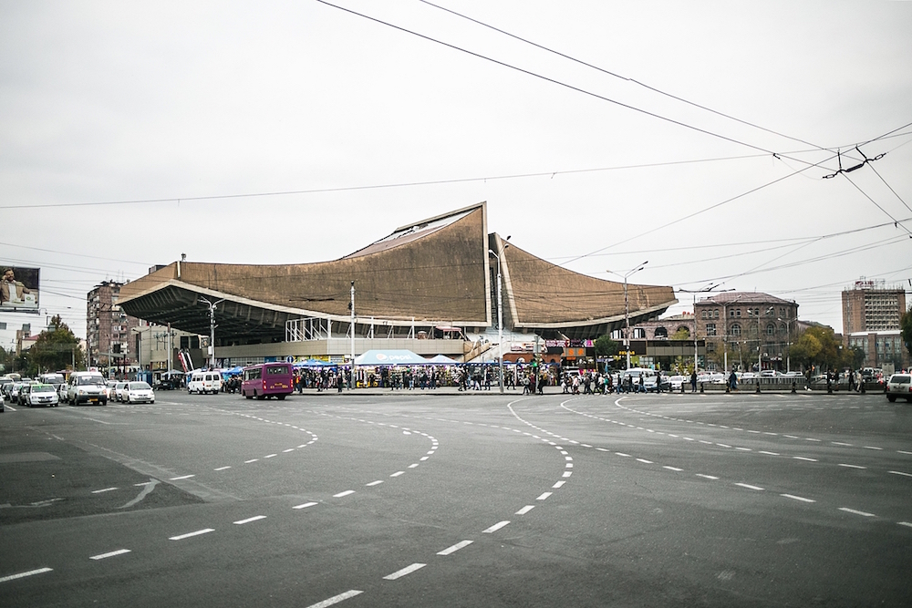 The former Rossiya Cinema is now a shopping mall. Image: Stefano Mayno