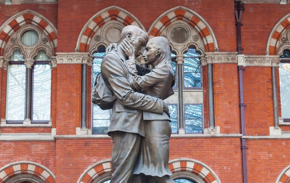 Paul Day’s <em>The Meeting Place</em> in London’s St Pancras railway station