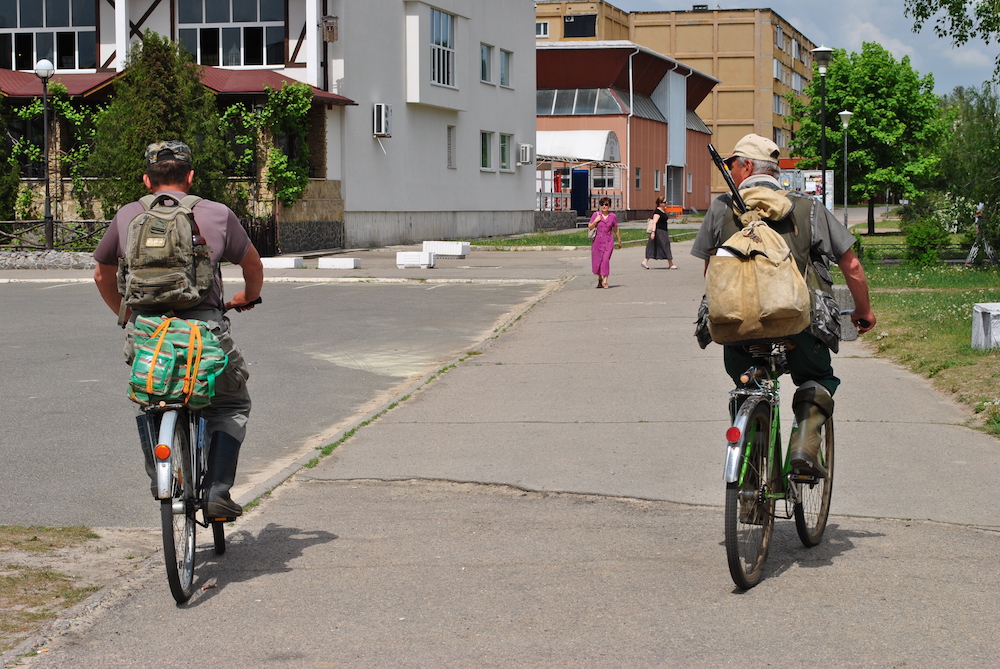 Cyclists outside the Slavutych's Tallinn quarter. Image: Aleksandra Burshteyn
