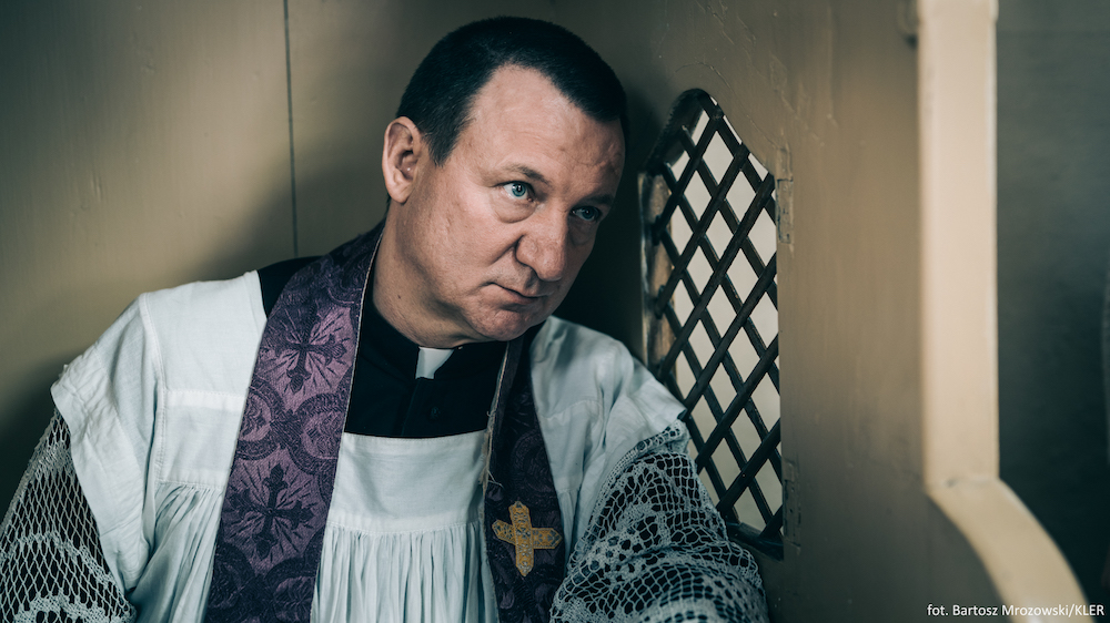 Still from <em>Clergy</em> (2018), dir. by Wojciech Smarzowski. Image: Bartek Mrozowski/Kino Świat
