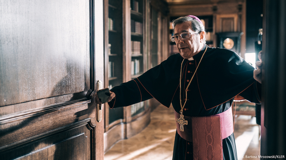 Still from <em>Clergy</em> (2018), dir. by Wojciech Smarzowski. Image: Bartek Mrozowski/Kino Świat