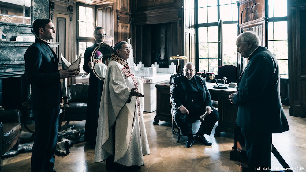 Still from <em>Clergy</em> (2018), dir. by Wojciech Smarzowski. Image: Bartek Mrozowski/Kino Świat