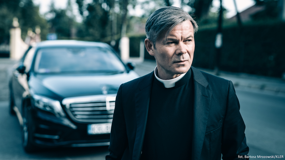 Still from <em>Clergy</em> (2018), dir. by Wojciech Smarzowski. Image: Bartek Mrozowski/Kino Świat