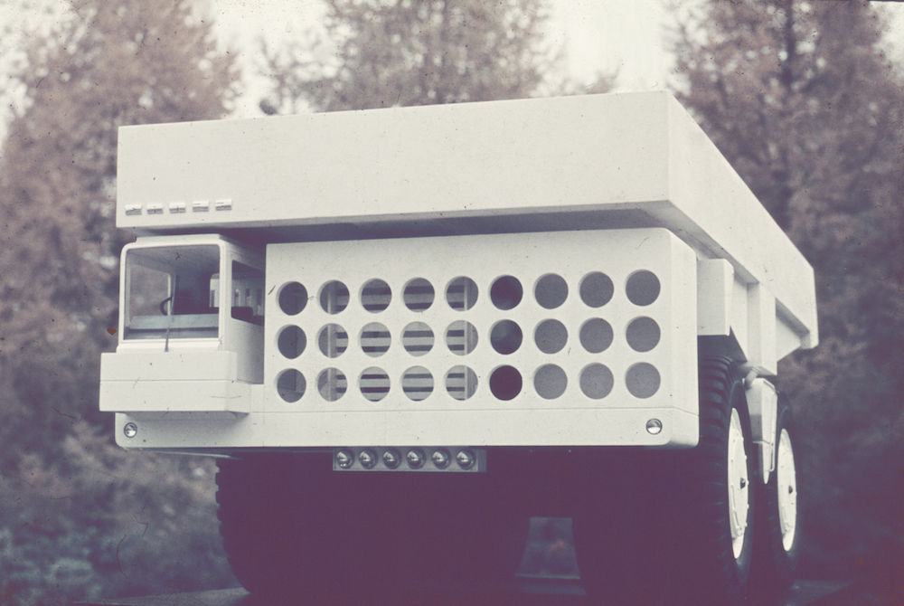 BelАЗ-540 truck, 1965. Image from the archive of the Moscow Design Museum 