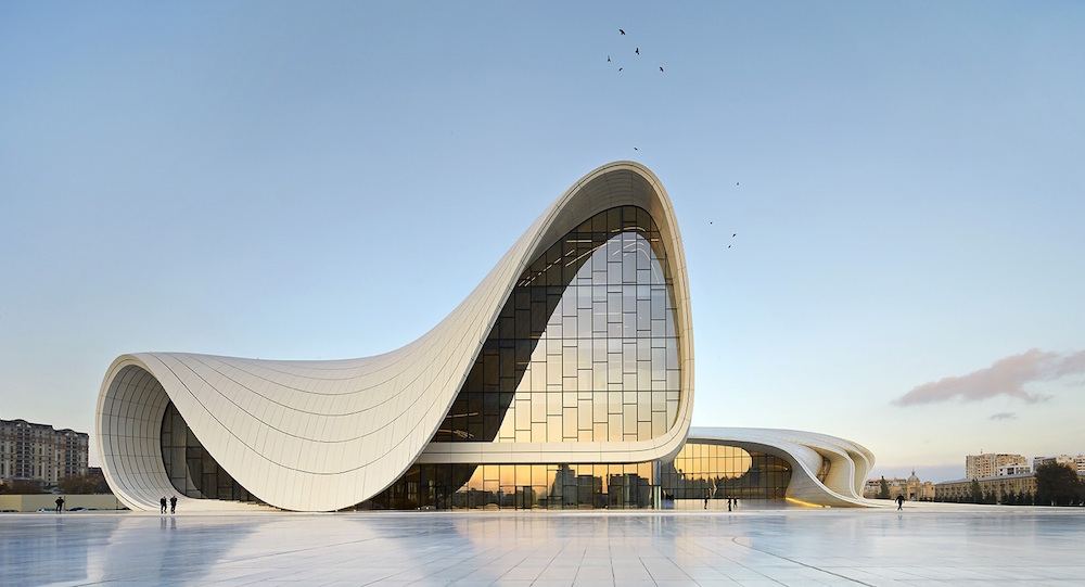 Heydar Aliyev Centre. Image: Rossi101/Wikipedia under a CC license 