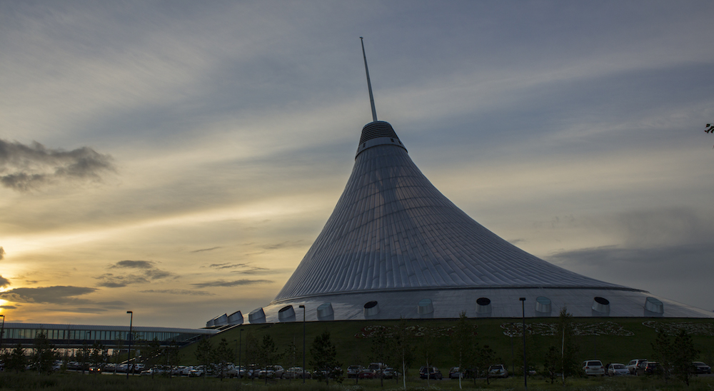 Khan Shatyr Entertainment Centre. Image: Ben Dalton under a CC license 