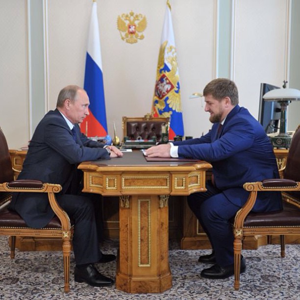 Kadyrov mimics Putin's pose
