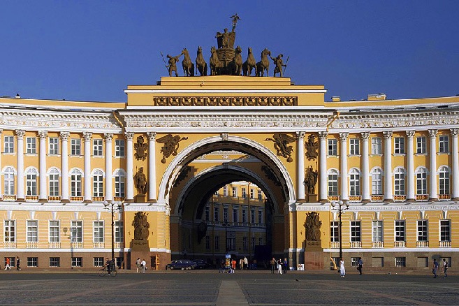 General Staff Building, St Petersburg (1819-29), designed by Carlo Rossi