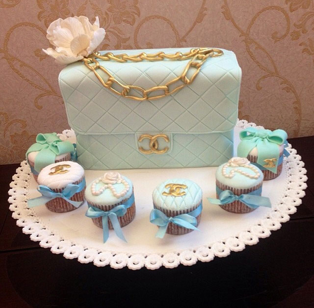 Image: Taus Makhacheva’s image collection. Cakes made in Melody of Taste bakery in Dagestan